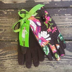 NWT Vera Bradley Floral Gloves Size M/L
